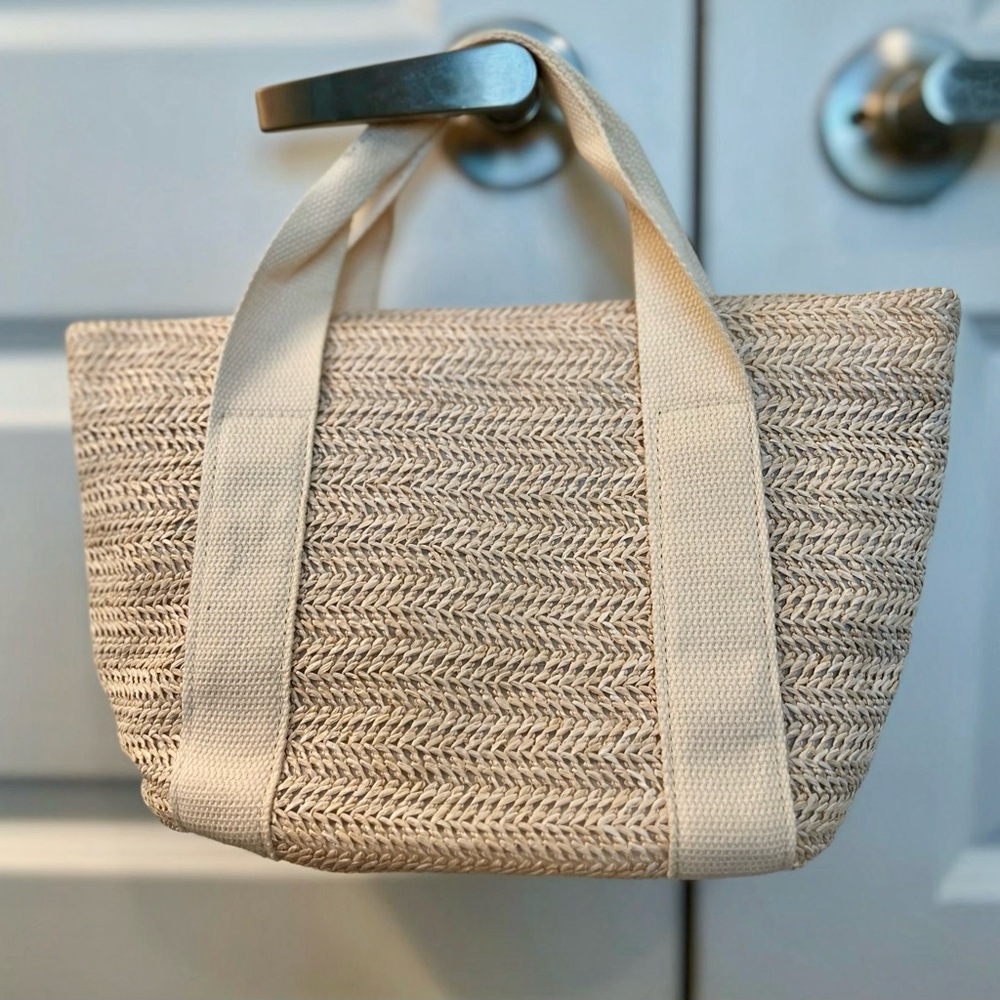 NWOT Woven Straw Tote Bag with Cream Straps